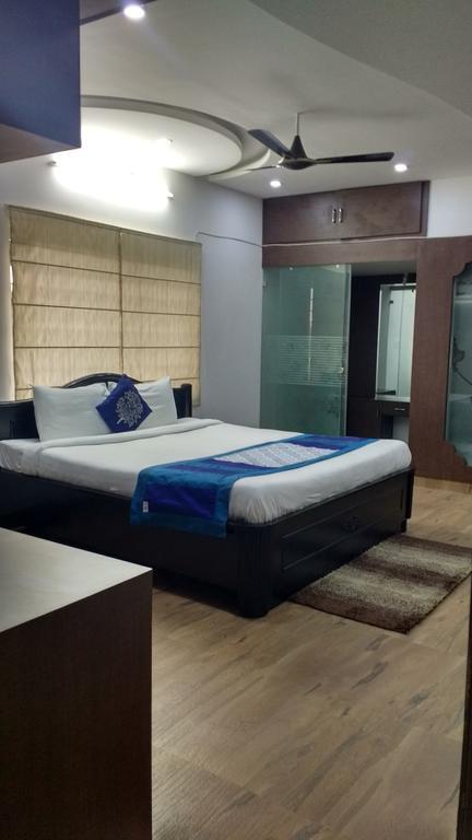 Hitech Shilparamam Guest House ハイデラバード エクステリア 写真