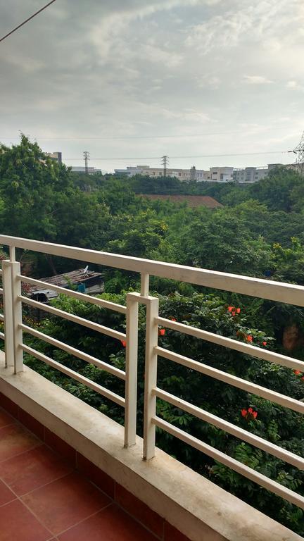 Hitech Shilparamam Guest House ハイデラバード エクステリア 写真