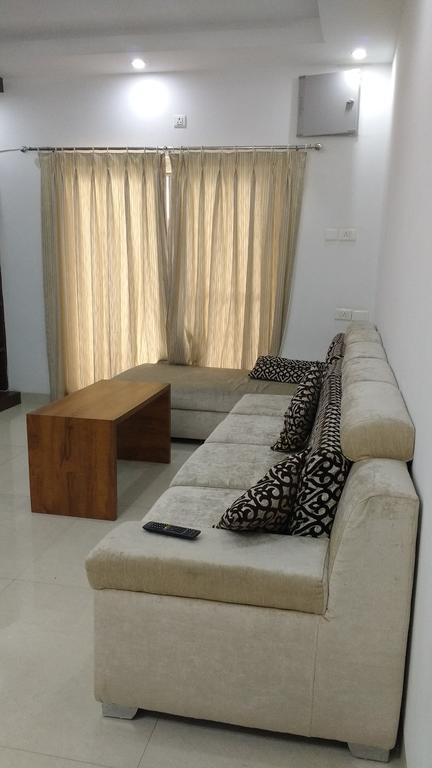 Hitech Shilparamam Guest House ハイデラバード エクステリア 写真